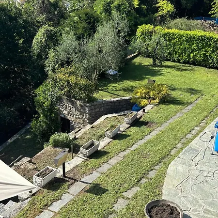 Luxury - Aurelia's Panoramic Nest - View Mandello del Lario