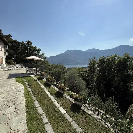 Luxury - Aurelia's Panoramic Nest - View Mandello del Lario