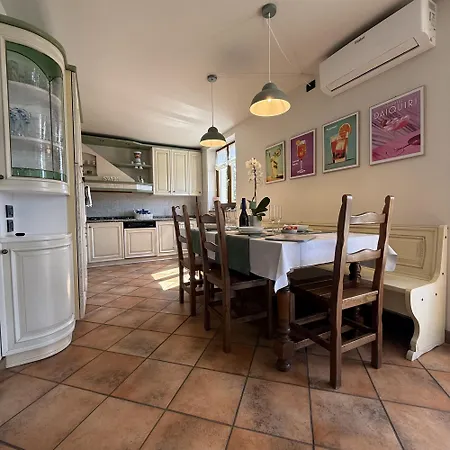 Luxury - Aurelia's Panoramic Nest - View * Mandello del Lario