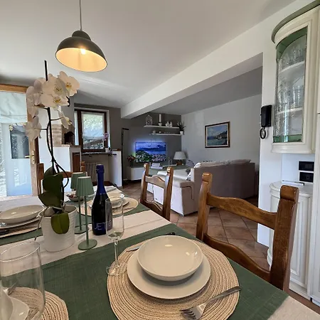 Luxury - Aurelia's Panoramic Nest - View * Mandello del Lario