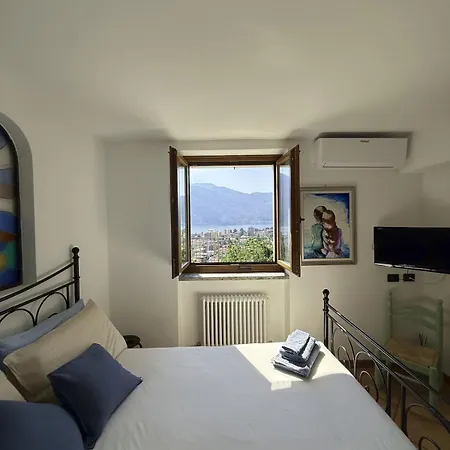 Luxury - Aurelia's Panoramic Nest - View Willa *